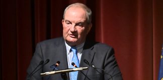 Κώστας Καραμανλής: Τομή