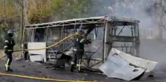 Ουκρανία: 30 νεκροί και 18 τραυματίες μετά από ρωσικό χτύπημα σε δύο λεωφορεία στο Κραματόρσκ