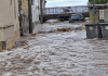Υπερχείλισε ποτάμι στην Ερεσό της Λέσβου, παρασύρθηκε αυτοκίνητο από τα νερά – (VIDEO) Υπερχείλισε ποτάμι στην Ερεσό της Λέσβου, παρασύρθηκε αυτοκίνητο από τα νερά - (VIDEO)
