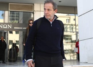 Δίκη Λιγνάδη: «Είχα άπειρες επιθέσεις ότι δεν πήγαμε πoτέ στην Επίδαυρο» κατέθεσε ο δεύτερος καταγγέλλων
