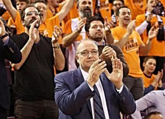 «Πήρα 100.000 σε σακούλα από τον Λιόλιο τυλιγμένα σε χαρτοπετσέτες – Γινόταν παρέλαση διαιτητών στα γραφεία του κυρίου Γιώργου» «Πήρα 100.000 σε σακούλα από τον Λιόλιο τυλιγμένα σε χαρτοπετσέτες – Γινόταν παρέλαση διαιτητών στα γραφεία του κυρίου…