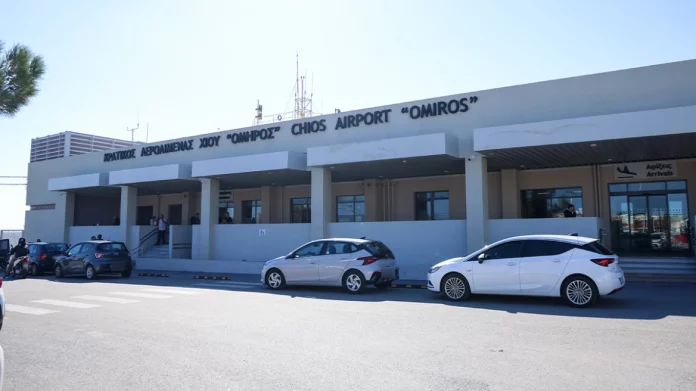 Σε αναβρασμό η Χίος για το αεροδρόμιο που κλείνει για 4 μήνες: Φόβοι για τους ασθενείς που κάνουν θεραπείες στην Αθήνα…