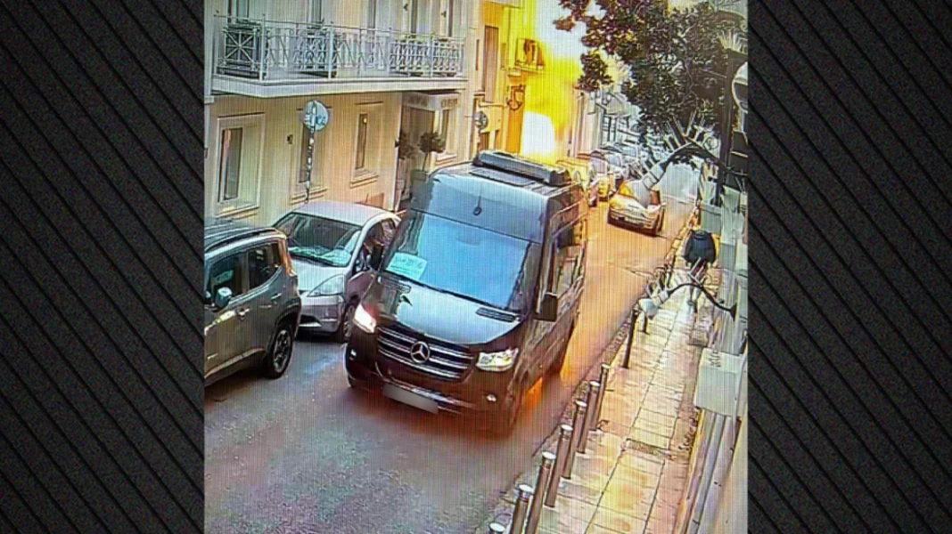 Αδιανόητο: Κλέφτες χαλκού προκάλεσαν την έκρηξη στην Πλάκα με έξι νεκρούς, από θαύμα γλίτωσαν 12 μαθητές σε διερχόμενο…