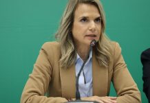 Μιλένα Αποστολάκη: «Κάθε 15 μέρες θα έρχεται ο πατερούλης να ανακοινώνει παράταση;» – Σφοδρά πυρά για τα κυβερνητικά…
