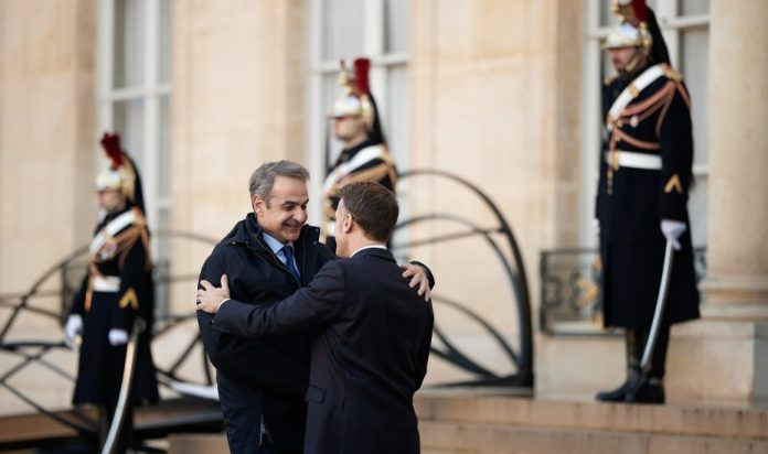 Εξωτερική πολιτική «κόκκινου σβέρκου» , «αθωώνεται» διαρκώς με φθηνά «αφηγήματα» και προπαγάνδα