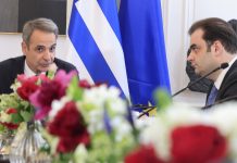 Ψάχνει… ώθηση μέσω της καθημερινότητας μετά την ψυχρολουσία από Βρυξέλλες και… γκάλοπ