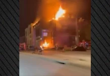Φωτιά σε αντιπροσωπεία αυτοκινήτων στη λεωφόρο Βουλιαγμένης στη Γλυφάδα