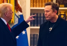 Ο Μασκ «δείχνει» τον Τραμπ για τους περιορισμούς στο στρατιωτικό δορυφορικό δίκτυo στην Ουκρανία: «Η αμερικανική…