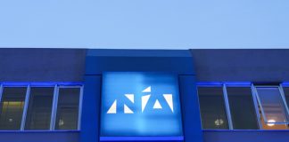Μετά τον «πυρσό» και τα τραγούδια του Ρόμπερτ Ουίλιαμς Μετά τον «πυρσό» και τα τραγούδια του Ρόμπερτ Ουίλιαμς