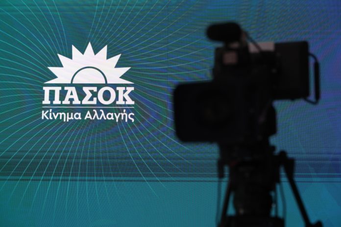 Οι νέες δημοσκοπήσεις επιβεβαιώνουν ότι το ΠΑΣΟΚ δεν έχει προοπτική δεύτερης θέσης