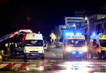Τραγωδία με τρεις νεκρούς στο λιμάνι του Πειραιά: Αυτοκίνητο έπεσε στη θάλασσα στην πύλη Ε2-(VIDEO-ΦΩΤΟ)