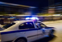 Θεσσαλονίκη: Επεισοδιακή σύλληψη διακινητή μεταναστών – Έριξε το ΙΧ σε δύο περιπολικά προσπαθώντας να ξεφύγει