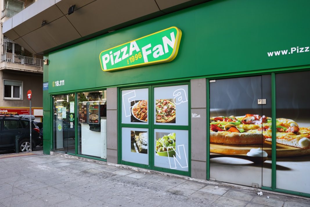 Πώς στήθηκε το “κόλπο” στην Pizza Fan: Οι αποδείξεις-“κέρασμα”, οι “αόρατες” παραγγελίες, η επιστροφή 20% και το…
