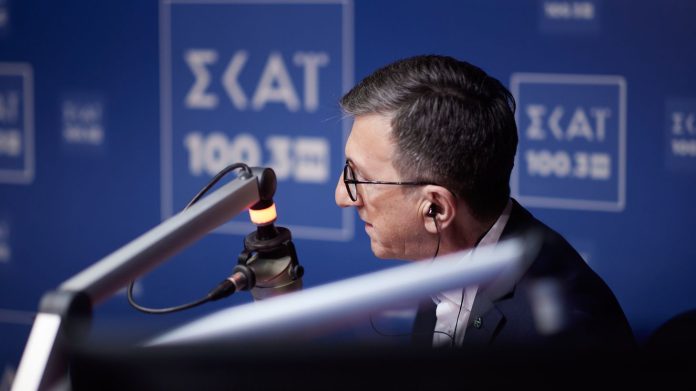 Με εκπομπές του… Πορτοσάλτε και άρθρα του… Στούπα σταματούν οι διαδηλώσεις στη Γαλλία