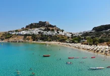 Ρόδος: Στο εδώλιο δύο Αλβανοί για τον ξυλοδαρμό 20χρονου – Ο ένας «κάηκε» από το TikTok Ρόδος: Στο εδώλιο δύο Αλβανοί για τον ξυλοδαρμό 20χρονου – Ο ένας «κάηκε» από το TikTok