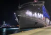 Επακούμβηση του κρουαζιερόπλοιου «Scarlet Lady» με το τουριστικό πλοίο «King of Rhodes» στο λιμάνι της Ρόδου, βίντεο