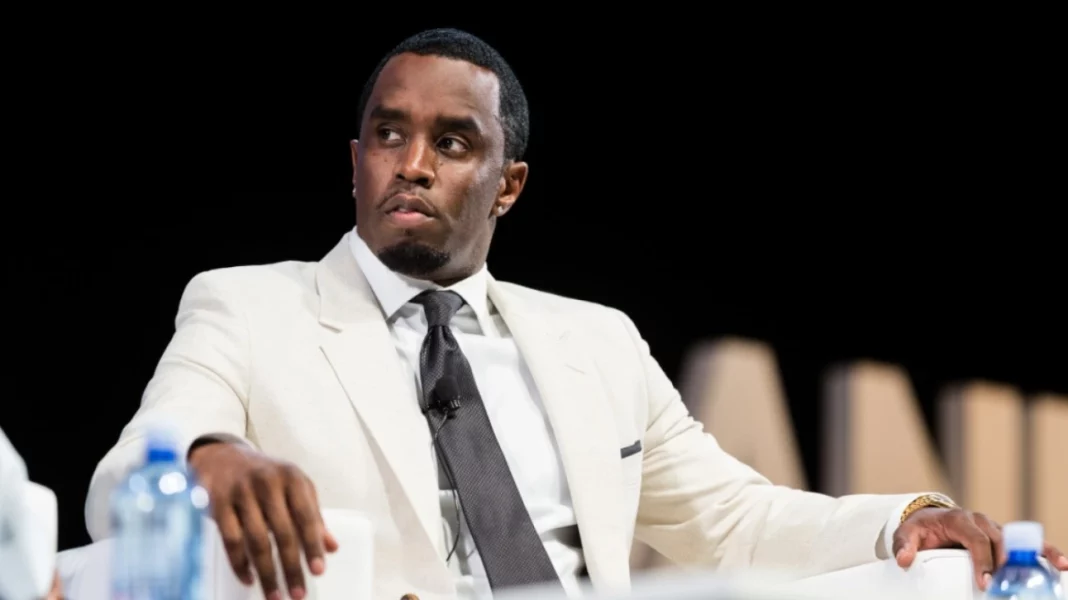sean-diddy Diddy: Του μαγείρευαν, του έπλεναν τα ρούχα και του καθάριζαν την τουαλέτα, η βαριά τιμωρία για τη χλιδάτη ζωή στη…