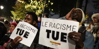 Χιλιάδες διαδηλωτές κατά του ρατσισμού μετά την επίθεση με έναν νεκρό και επτά τραυματίες κοντά στο Παρίσι-(VIDEO)