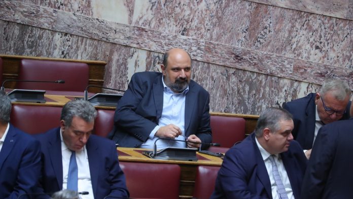 Ξεκινά η διαδικασία συγκρότησης του Ειδικού Δικαστηρίου για τον Τριαντόπουλο – Εντός Οκτωβρίου η κλήρωση των υποψηφίων δικαστικών Ξεκινά η διαδικασία συγκρότησης του Ειδικού Δικαστηρίου για τον Τριαντόπουλο – Εντός Οκτωβρίου η κλήρωση των υποψηφίων…