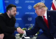 Νέα πυρά Ζελένσκι κατά Tραμπ: Με την αναστολή κυρώσεων «ανταμείβει» και «ενθαρρύνει» τον Πούτιν
