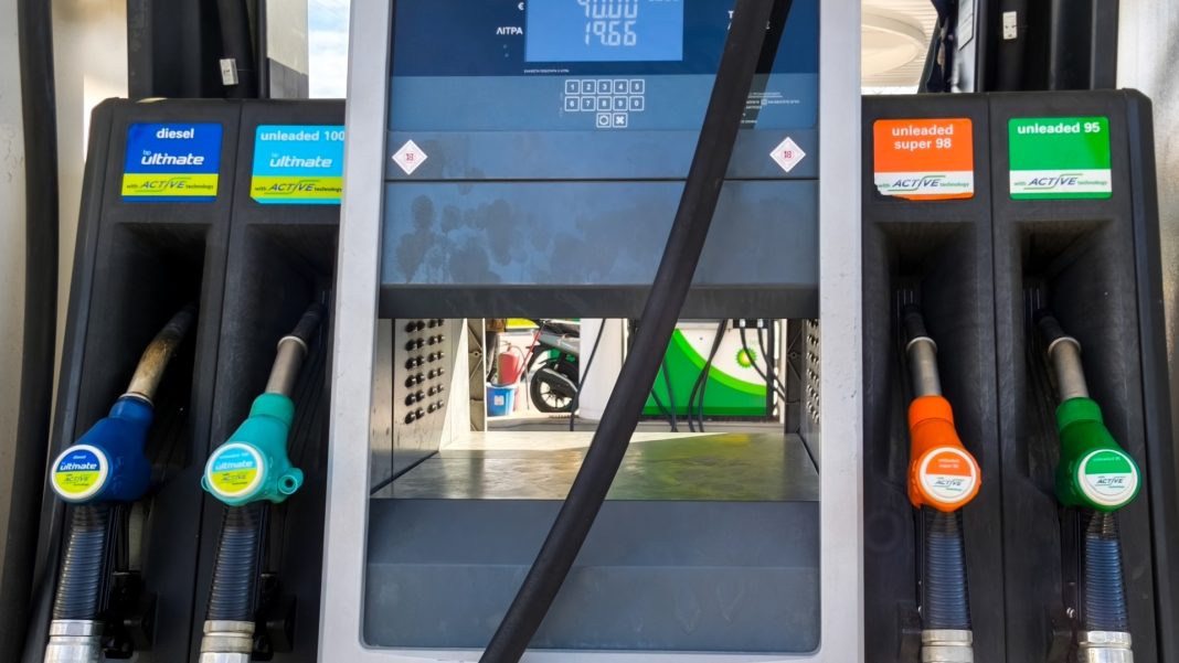 venzini Άνθρακες ο θησαυρός: Πέντε λεπτά στο diesel και καμία αλλαγή στην αμόλυβδη