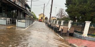“Άσπρισε” ο Βόλος από σφοδρή χαλαζόπτωση: Σε εξέλιξη τα έντονα φαινόμενα της κακοκαιρίας – (VIDEO)