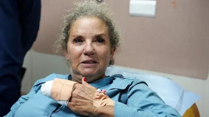 Ισραηλινοί έποικοι ξυλοκόπησαν φωτογράφο της Washington Post και έκαψαν ελιές Παλαιστινίων