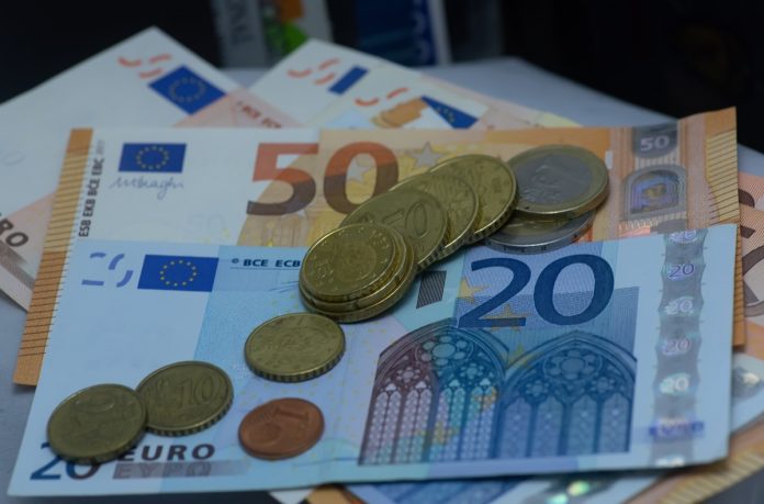 Επίδομα θέρμανσης: Πότε ξεκινούν οι αιτήσεις – Ποιοι θα πάρουν έως 1.560 ευρώ Επίδομα θέρμανσης: Πότε ξεκινούν οι αιτήσεις – Ποιοι θα πάρουν έως 1.560 ευρώ