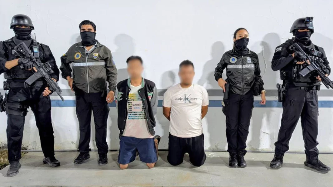 xrwma-interpol Interpol: 95 συλλήψεις σε 17 χώρες για σεξουαλική κακοποίηση παιδιών, πατέρας πουλούσε υλικό του 5χρονου γιου του