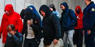 Απολογούνται σήμερα οι 30 από τους 59 συλληφθέντες των φούρνων «Χωριάτικο», στον ανακριτή και ο Γιαννακόπουλος