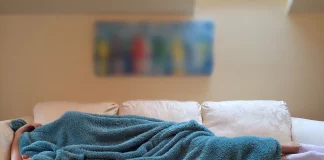 Συχνουρία τη νύχτα: Πότε χρειάζεται ιατρικός έλεγχος