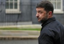 Μήνυμα Κίεβο σε ΗΠΑ: Οι επιθέσεις σε ρωσικά διυλιστήρια θα σταματήσουν αν η Μόσχα πάψει να πλήττει υποδομές ενέργειας Μήνυμα Κίεβο σε ΗΠΑ: Οι επιθέσεις σε ρωσικά διυλιστήρια θα σταματήσουν αν η Μόσχα πάψει να πλήττει υποδομές ενέργειας